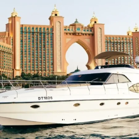 Индивидуальная прогулка на яхте Alshali-68 в Дубаи