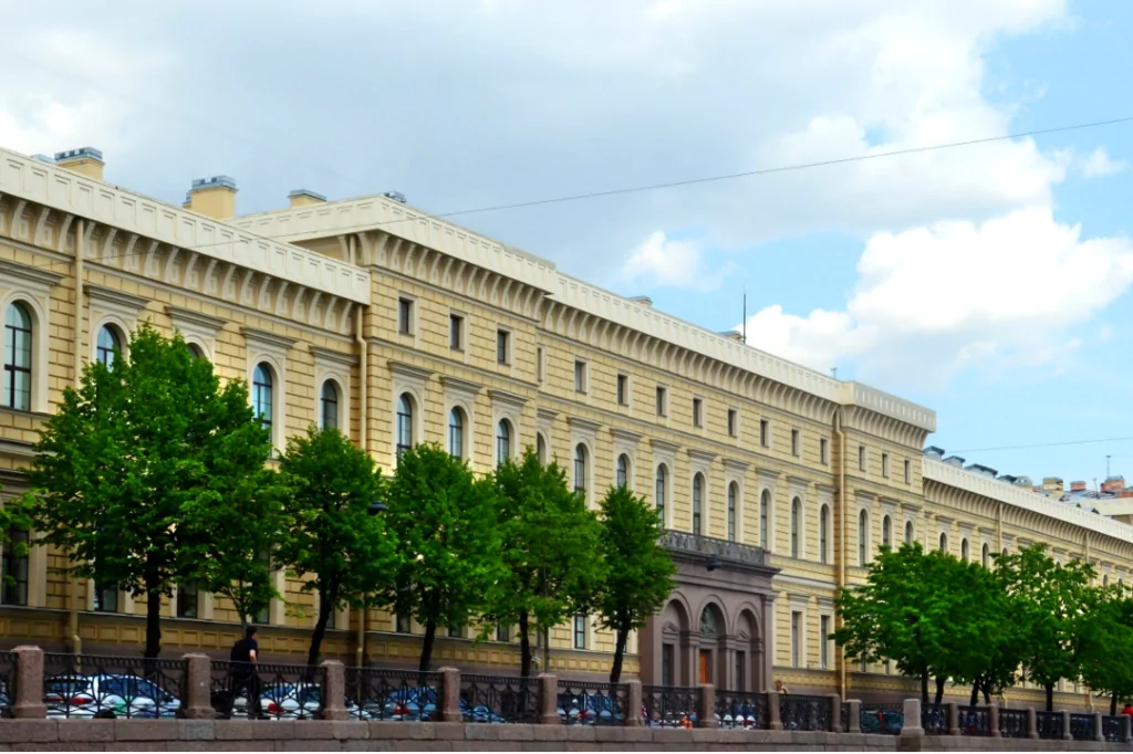 Обзорная экскурсия по Санкт-Петербургу