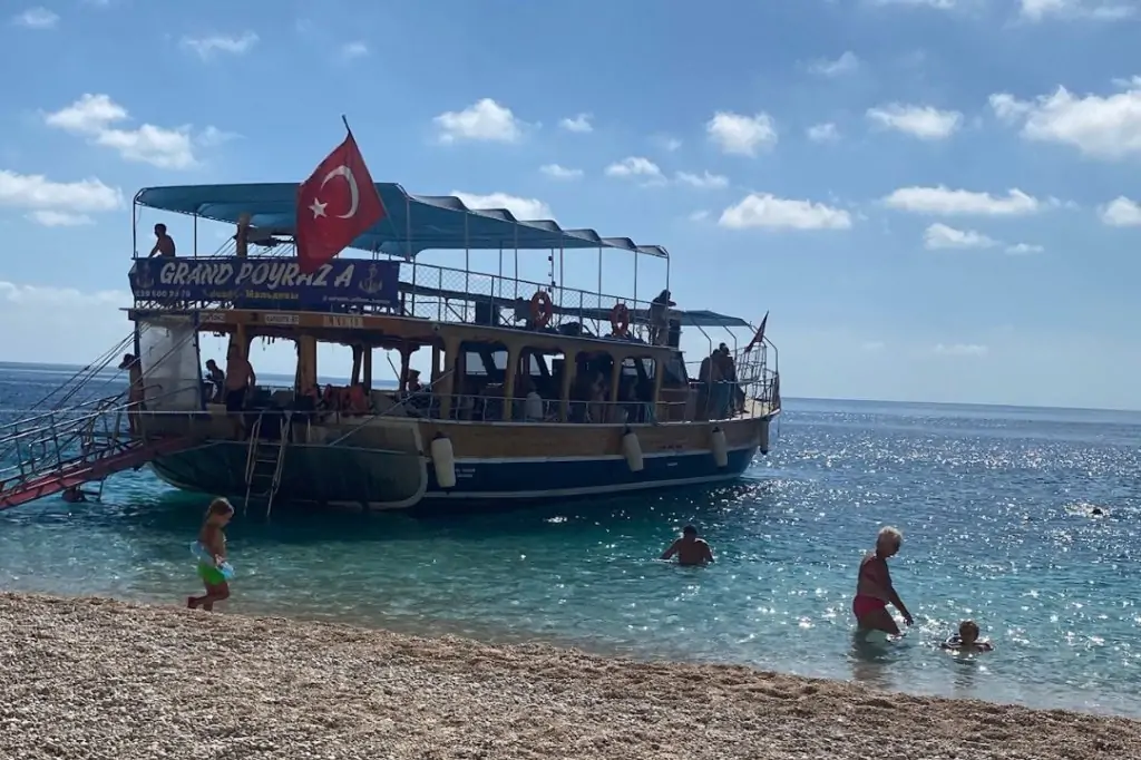 Остров Сулуада на яхте Grand Poyraz