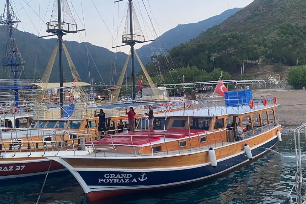 Остров Сулуада на яхте Grand Poyraz