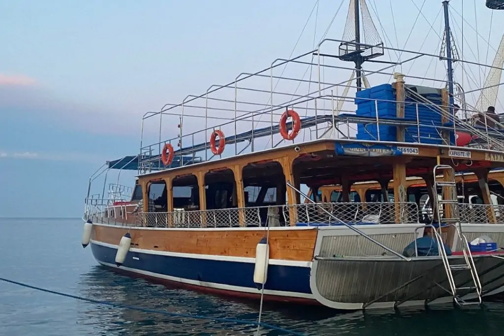 Остров Сулуада на яхте Grand Poyraz