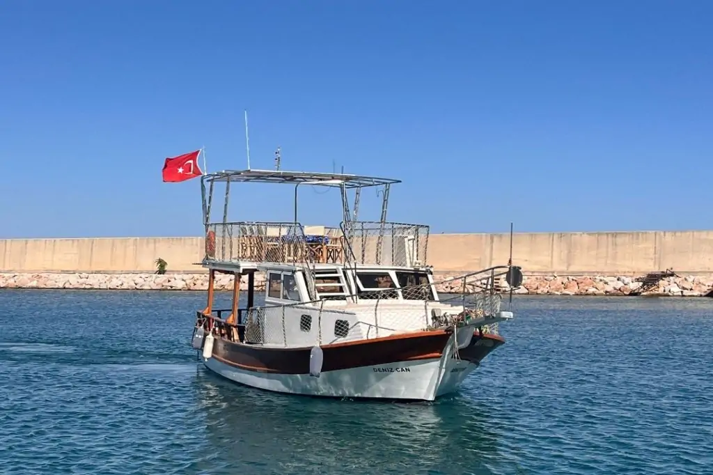 Индивидуальная рыбалка на весь день на яхте Deniz Can в Анталии