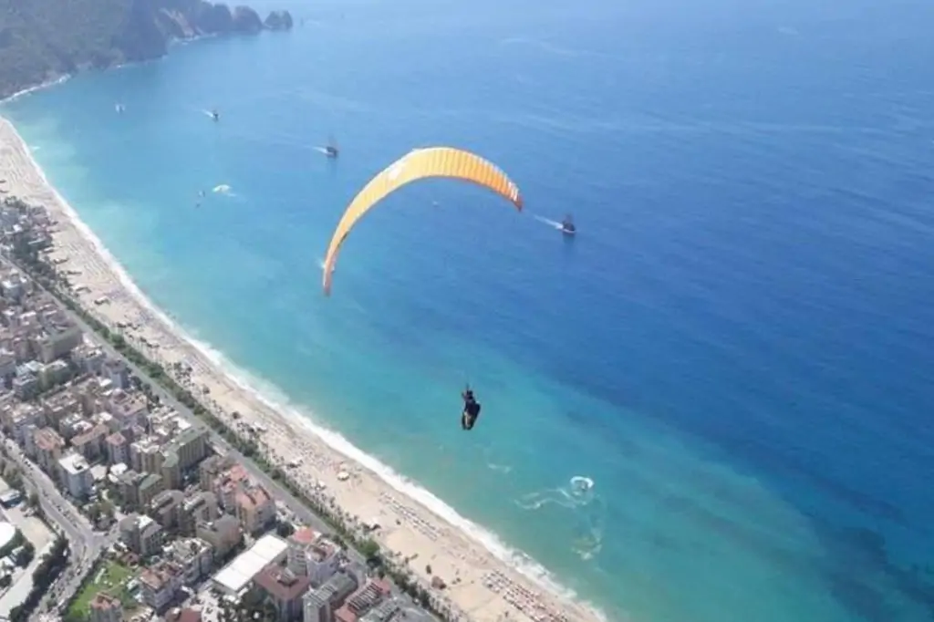 Параглайдинг Smile: Полет на параплане из Сиде/Манавгат