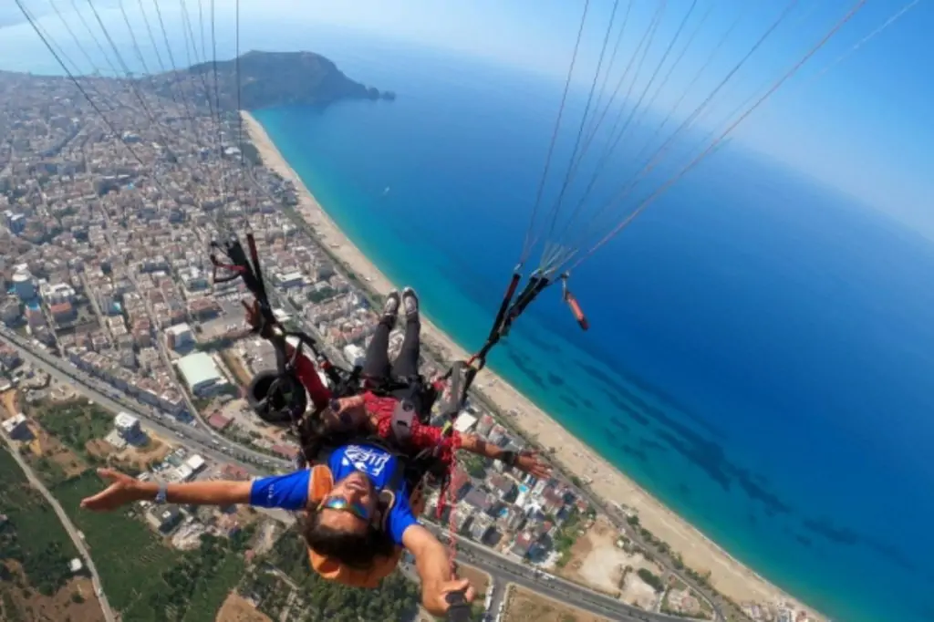 Параглайдинг Smile: Полет на параплане из Анталии