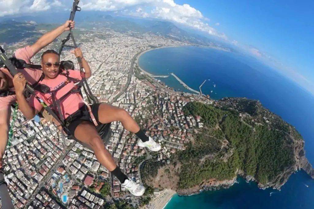 Параглайдинг Smile: Полет на параплане из Анталии