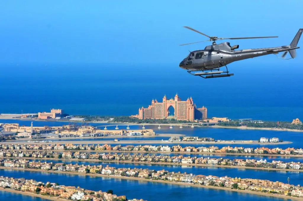 Полёт на вертолёте над Дубаем 22 минуты (VISION TOUR)