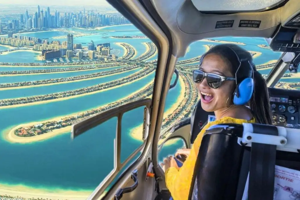 Полёт на вертолёте над Дубаем 22 минуты (VISION TOUR)