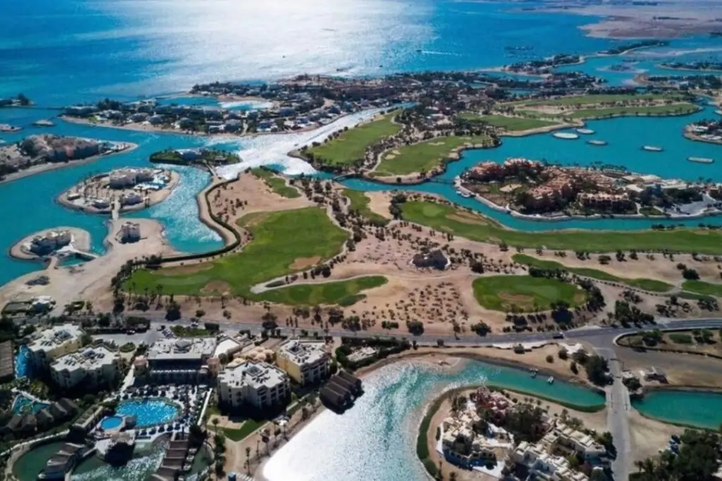 Дневная экскурсия в Эль-Гуну из Хургады