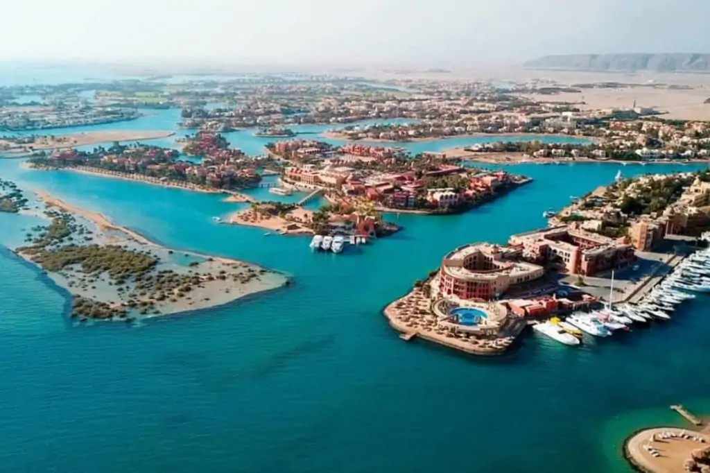 Дневная экскурсия в Эль-Гуну из Хургады