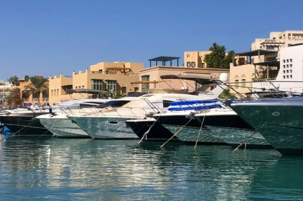 Вечерняя экскурсия в Эль-Гуну из Хургады