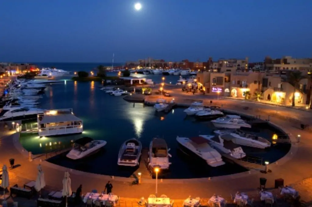 Вечерняя экскурсия в Эль-Гуну из Хургады