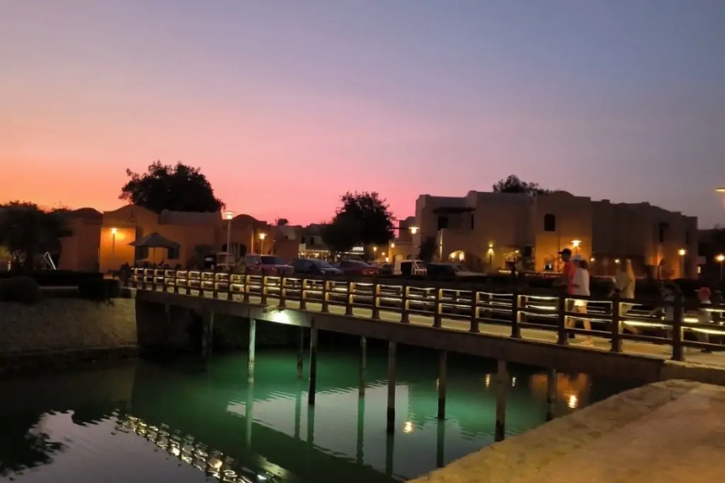 Вечерняя экскурсия в Эль-Гуну из Хургады