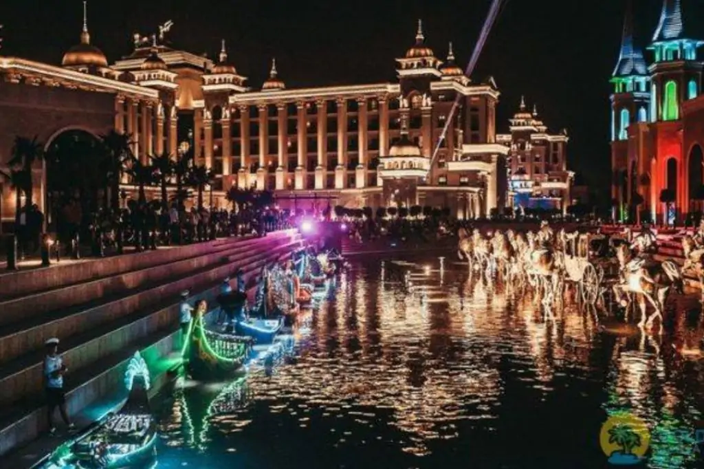 Ночное шоу в парке «The Land of Legends» из Анталии/Белека