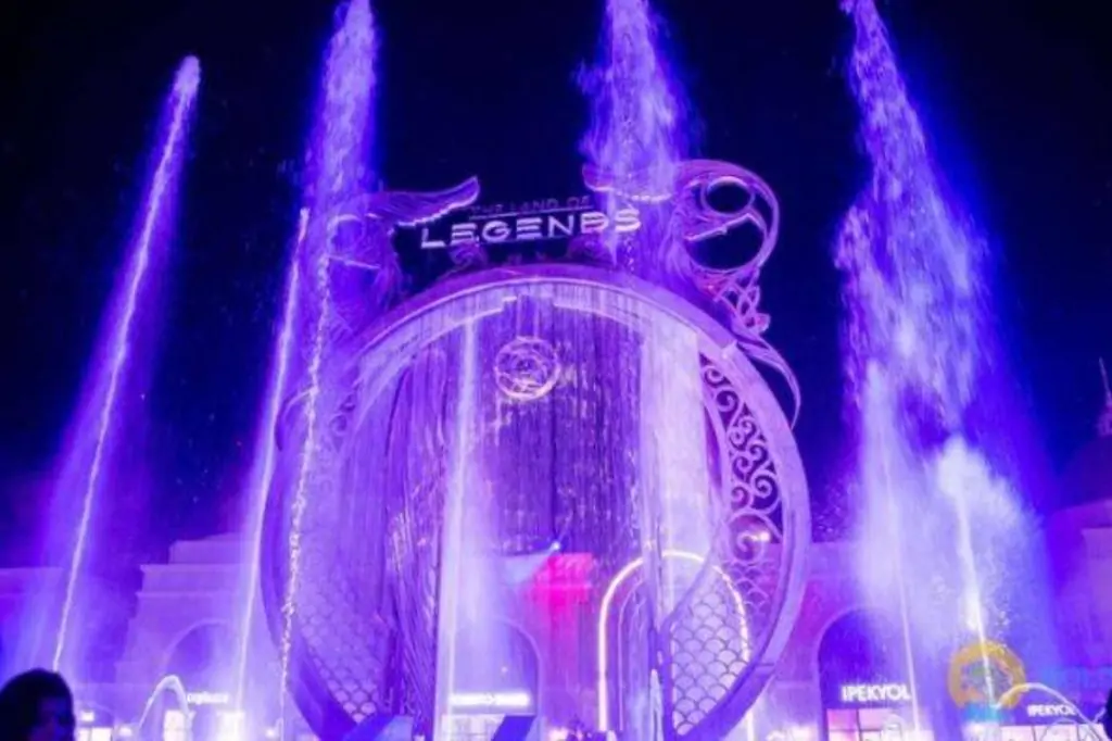 Ночное шоу в парке «The Land of Legends» из Анталии/Белека