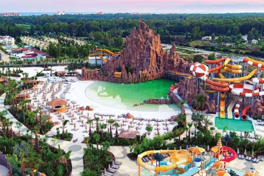 Аквапарк «The Land of Legends» из Анталии/Белека