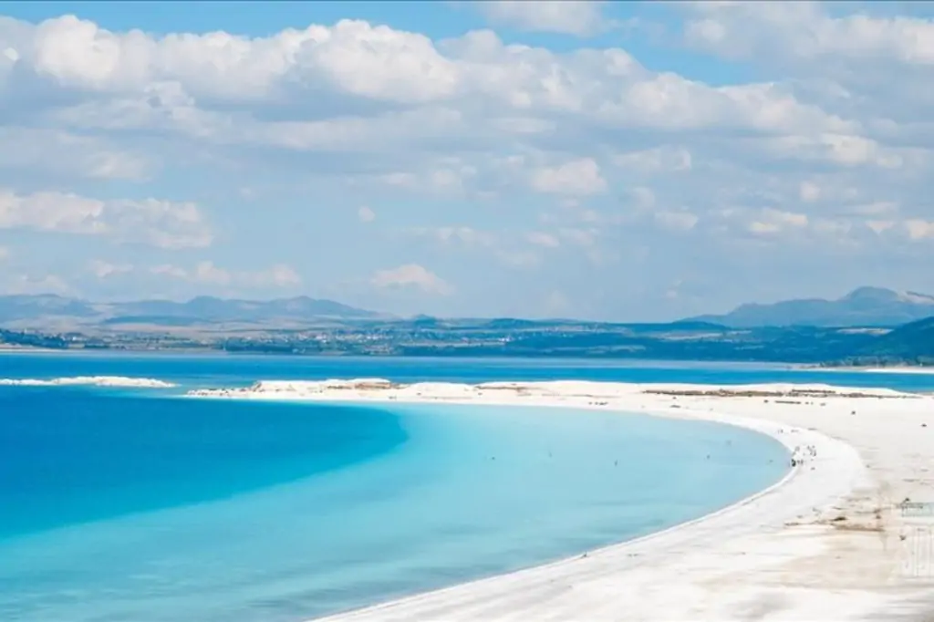 Экскурсия в Памуккале и озеро Салда из Анталии/Белека (без входного билета)
