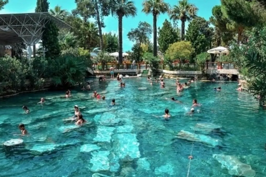 Экскурсия в Памуккале и озеро Салда из Сиде/Манавгата (без входного билета)