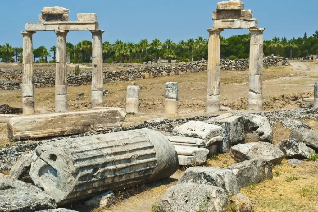 Экскурсия в Памуккале и озеро Салда из Кемер (без входного билета)