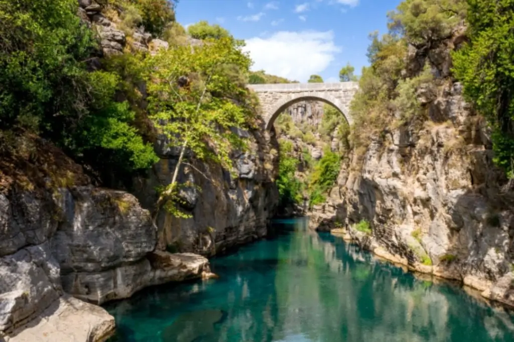 Супер драйв 3в1: Рафтинг в каньоне Кёпрюлю + Квадроциклы + Зиплайн