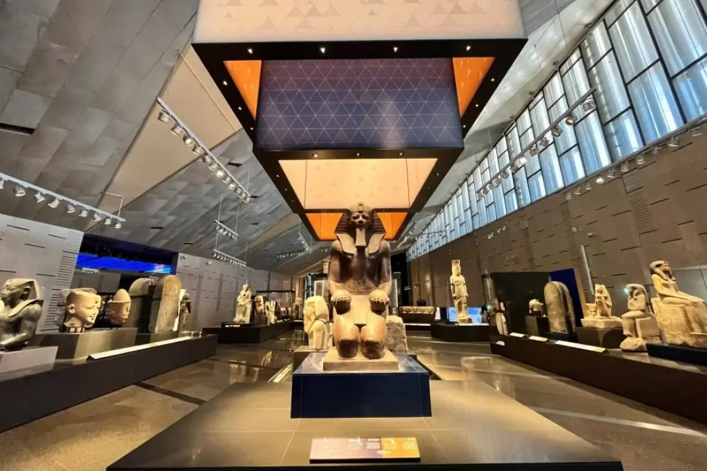 Каир пирамиды на автобусе (новый музей)