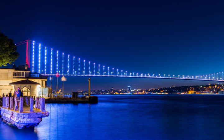 Ужин и Круиз по ночному Босфору - Экскурсии в Стамбуле
