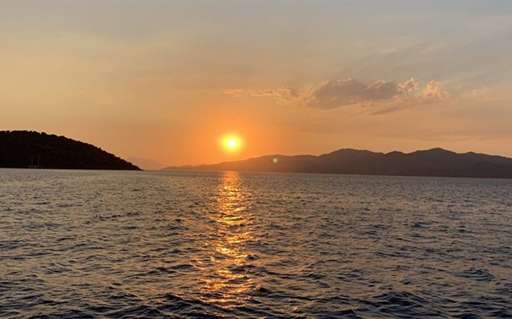Эгейские острова на закате