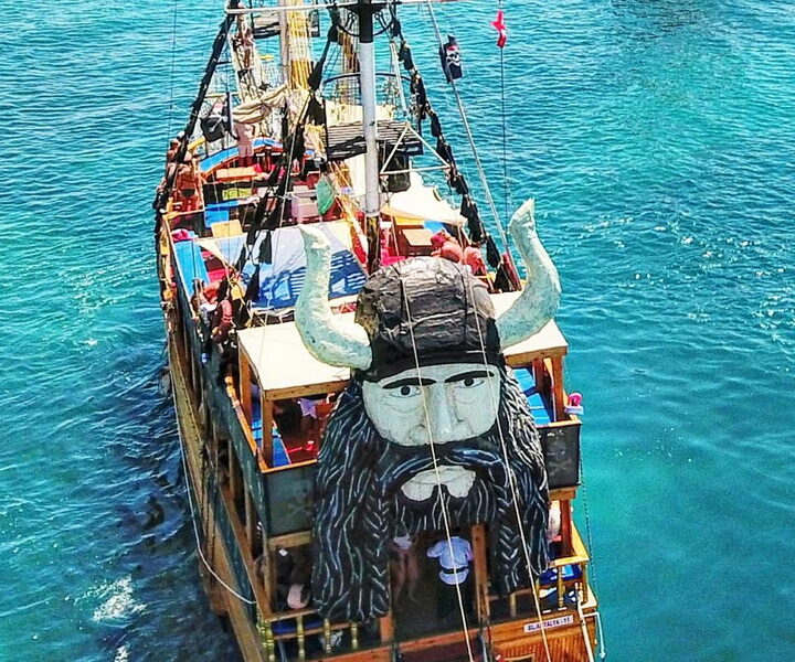 Морская прогулка в Сиде - Пиратский корабль