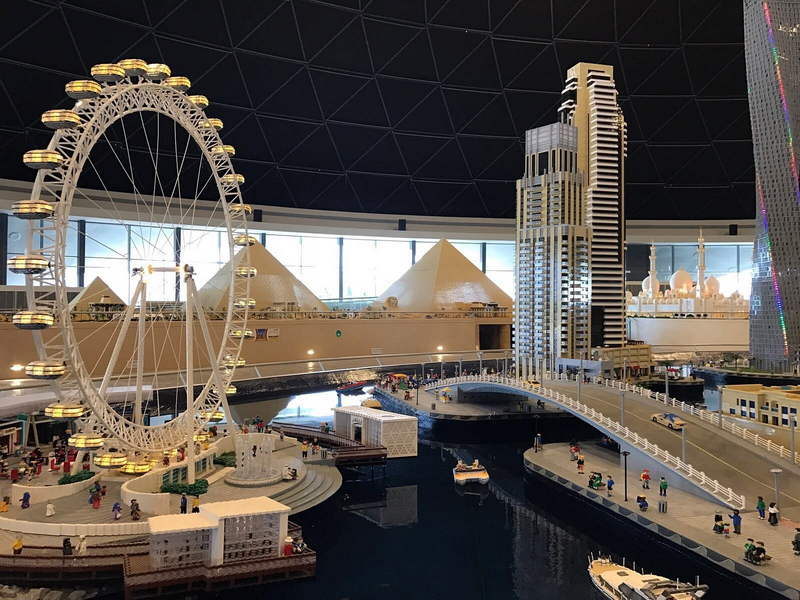 Тематический парк LegoLand в Дубае