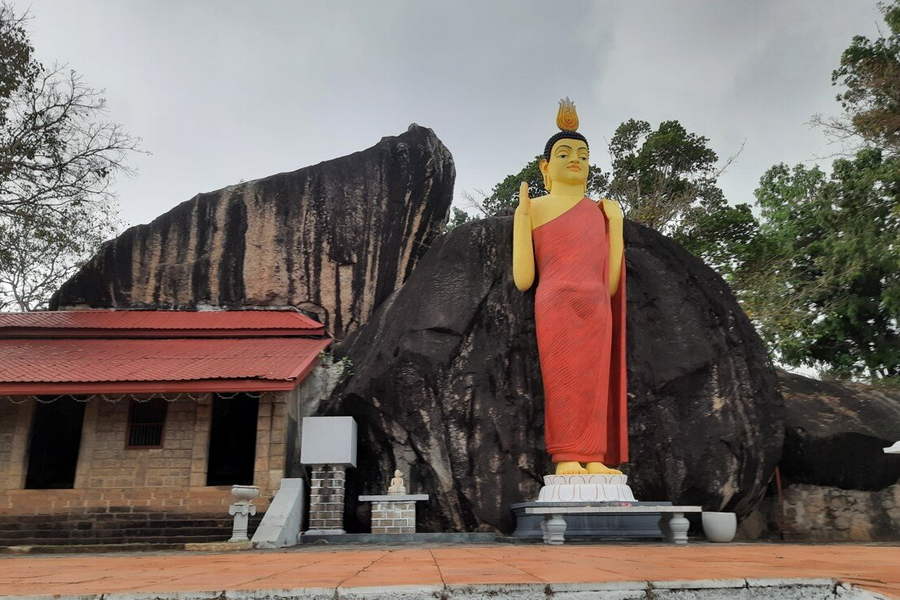 Достопримечательности Шри-Ланки. Скальный храм Ятагала
