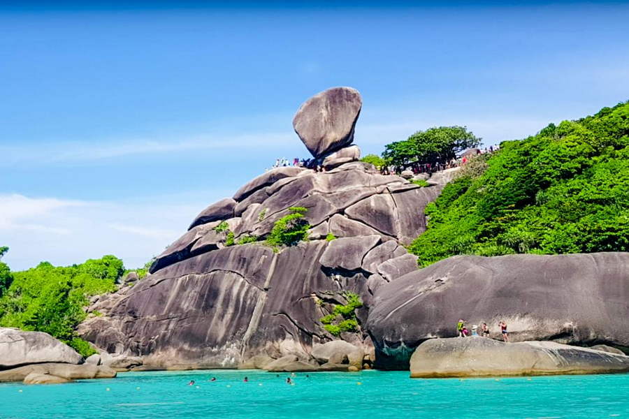 Экскурсия Симиланские острова за один день в Таиланде