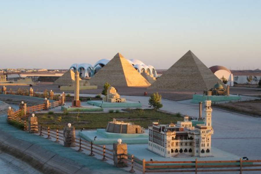Достопримечательности Хургады. Парк «Египет в миниатюре»