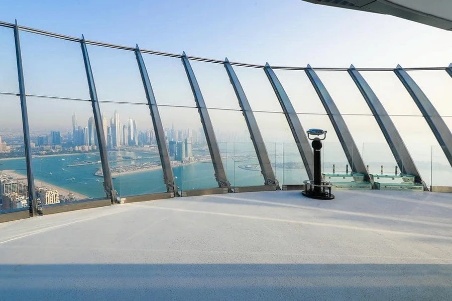 Смотровая площадка The View at The Palm в Дубае